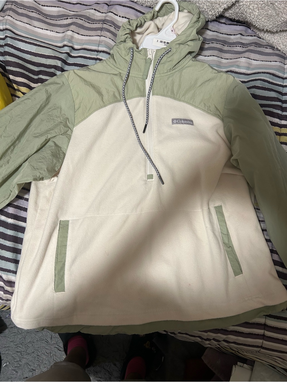 Columbia Cream & Light Green Woman’s ' Hooded Puffer-Fleece Pullover